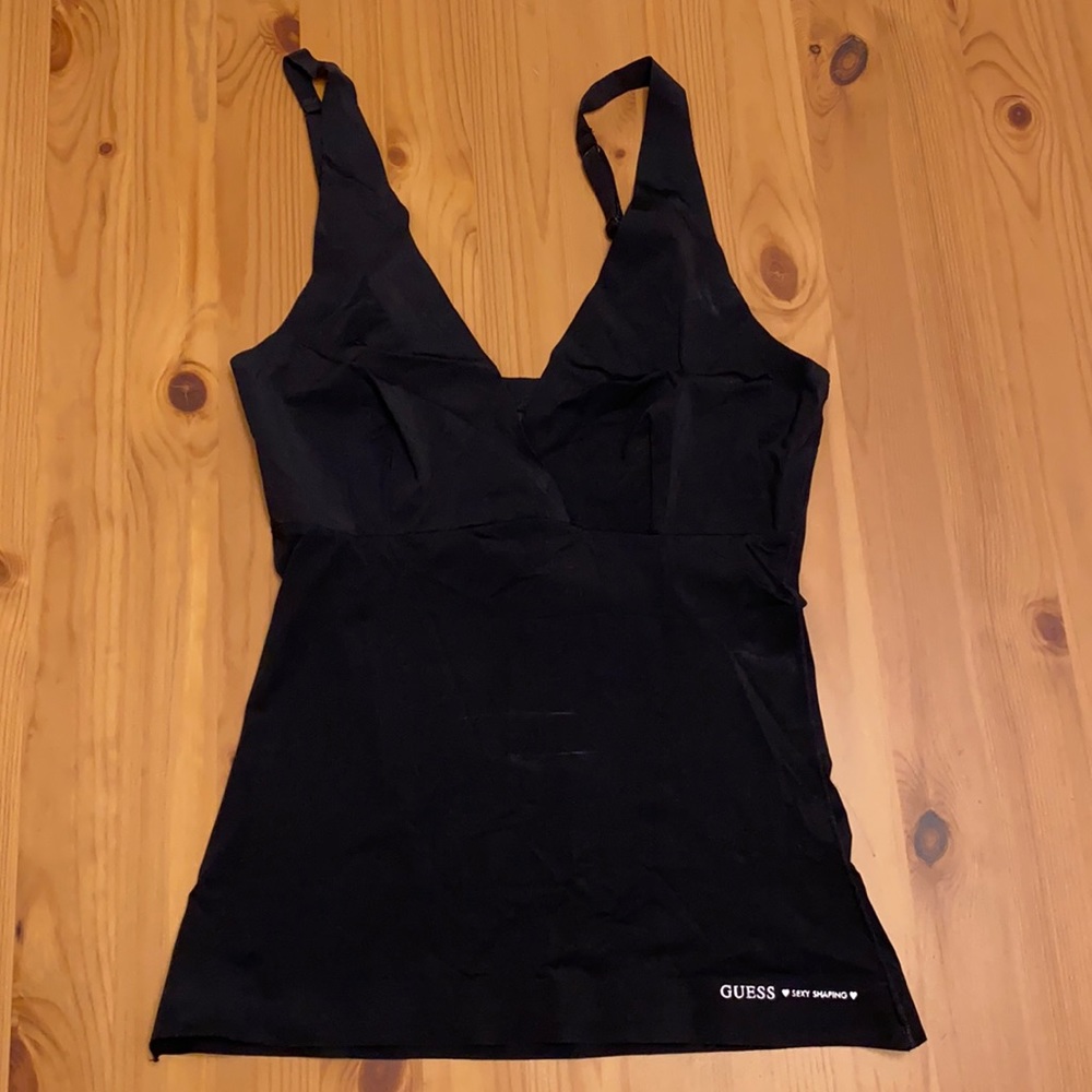 Guess Sexy Shaping Top